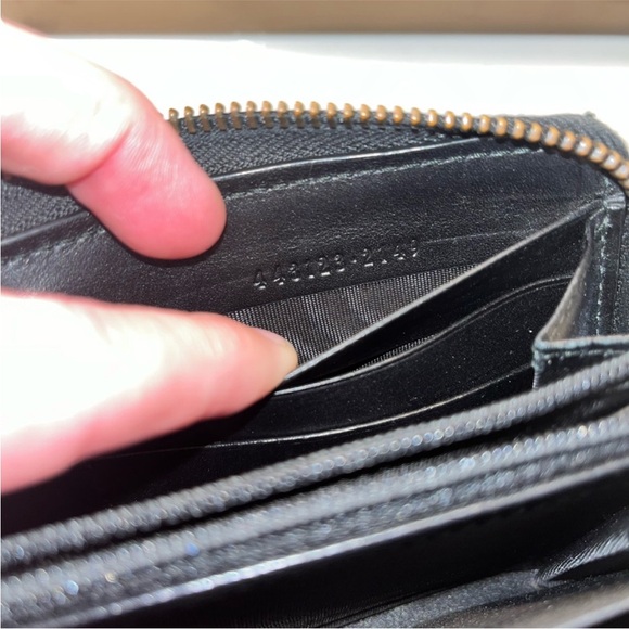 GUCCI Marmont Zip Around Wallet - Picture 8 of 8